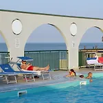 Cristoforo Colombo Luxury Apartmán *